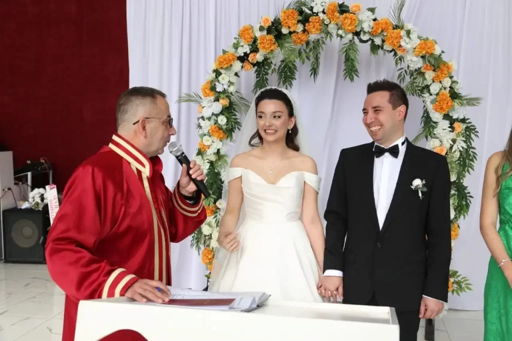 Düğün Töreni ve Nikah Geleneği